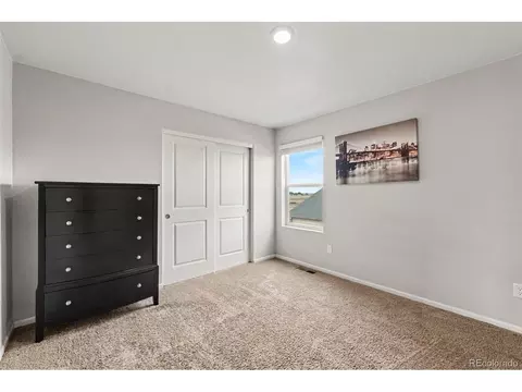 Bedroom - 7229 Shavano Ave, Longmont, CO 80504 photo 1 of 9