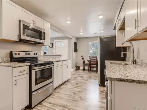 3020 Eudora St, Denver, CO 80207 photo 9