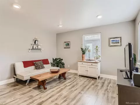 3020 Eudora St, Denver, CO 80207 photo 3
