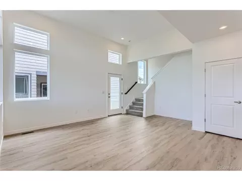 1284 S Algonquian St, Aurora, CO 80018