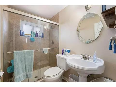 6537 Teller St, Arvada, CO 80003 photo 16
