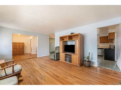 6537 Teller St, Arvada, CO 80003 photo 5