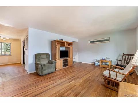 6537 Teller St, Arvada, CO 80003 photo 3