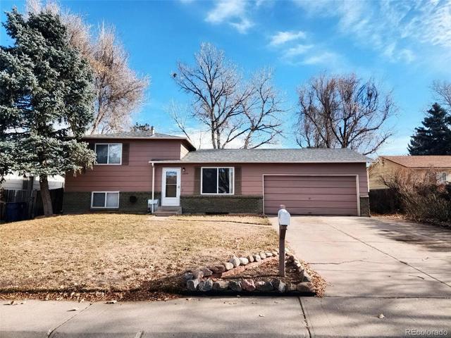 2888 S Olathe Way, Aurora, CO 80013