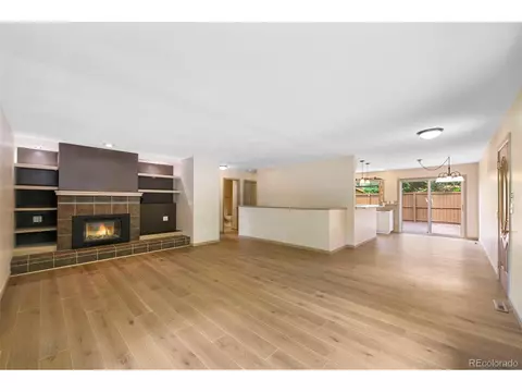 166 S Eagle Cir, Aurora, CO 80012 photo 6