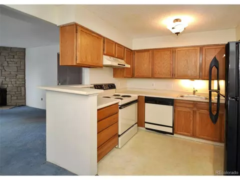 431 Wright St #206, Lakewood, CO 80228 photo 6