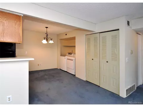 431 Wright St #206, Lakewood, CO 80228 photo 4