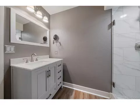Bath - 22813 E David Pl, Aurora, CO 80016 photo 5 of 5
