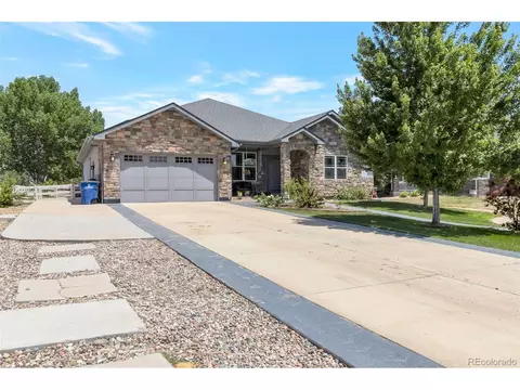 Exterior - 9060 Ferncrest St, Longmont, CO 80504 photo 2 of 3