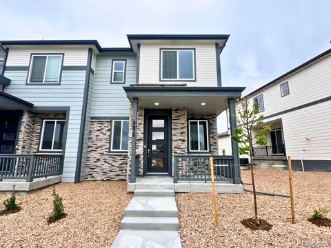 6678 N Nepal Ct, Aurora, CO 80019