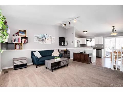 19032 E Mansfield Dr, Aurora, CO 80013 photo 5