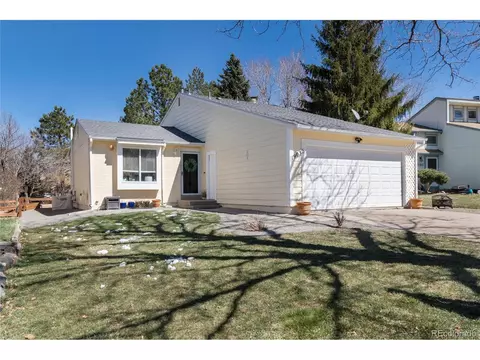 19032 E Mansfield Dr, Aurora, CO 80013 photo 1