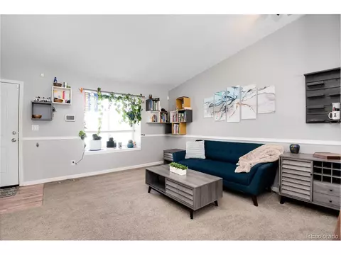 19032 E Mansfield Dr, Aurora, CO 80013 photo 6