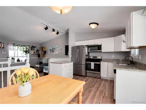 19032 E Mansfield Dr, Aurora, CO 80013 photo 10