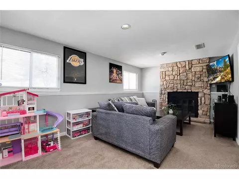 19032 E Mansfield Dr, Aurora, CO 80013 photo 16