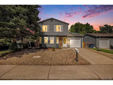 4868 S Pagosa Cir, Aurora, CO 80015