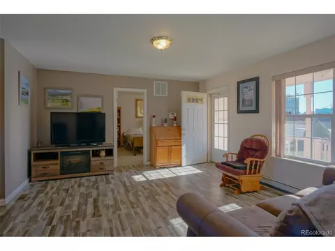 112 E Spruce St, Walsenburg, CO 81089 photo 6