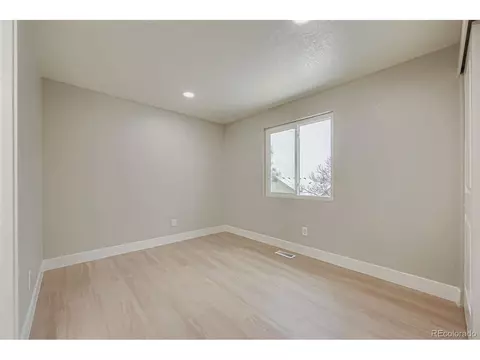 Bedroom - 19872 E Stanford Ave, Centennial, CO 80015 photo 3 of 4