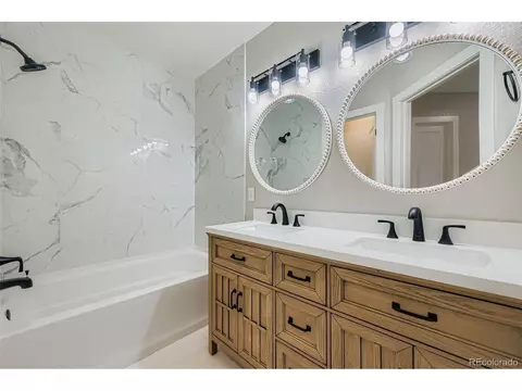 Bath - 19872 E Stanford Ave, Centennial, CO 80015 photo 3 of 6