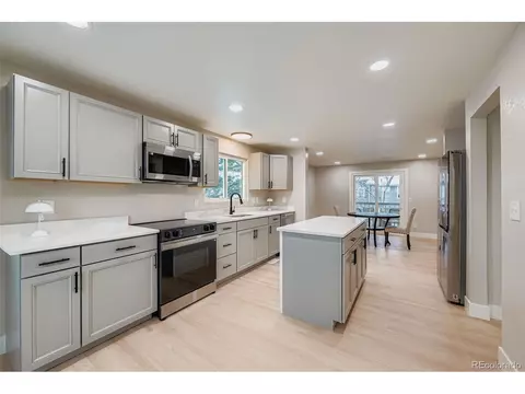 Kitchen - 19872 E Stanford Ave, Centennial, CO 80015 photo 3 of 3