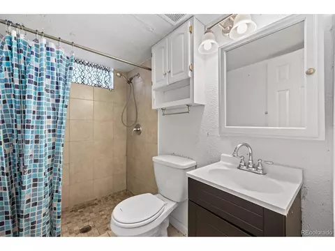 12410 E 55th Ave, Denver, CO 80239 photo 16