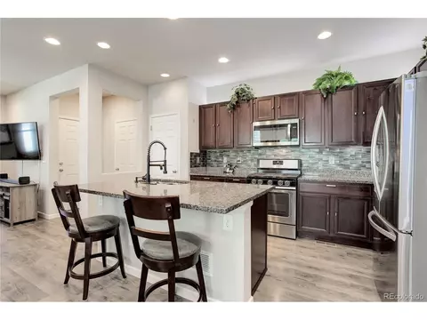 15792 E Warner Dr, Denver, CO 80239 photo 9