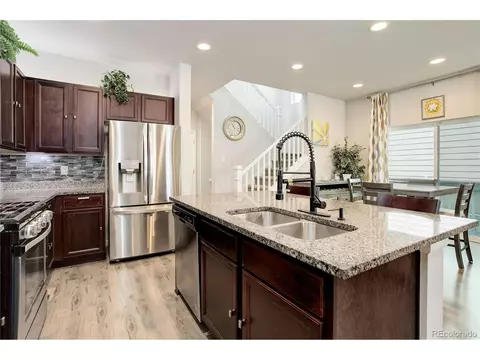 15792 E Warner Dr, Denver, CO 80239 photo 6