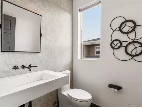 8336 E 35th Ave, Denver, CO 80238 photo 30