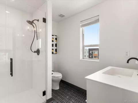 8336 E 35th Ave, Denver, CO 80238 photo 23