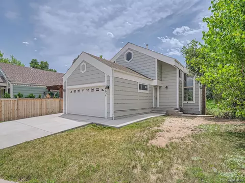 10634 W Berry Pl, Littleton, CO 80127