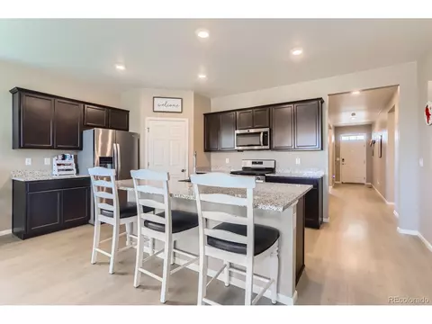 10238 Stagecoach Ave, Longmont, CO 80504 photo 4