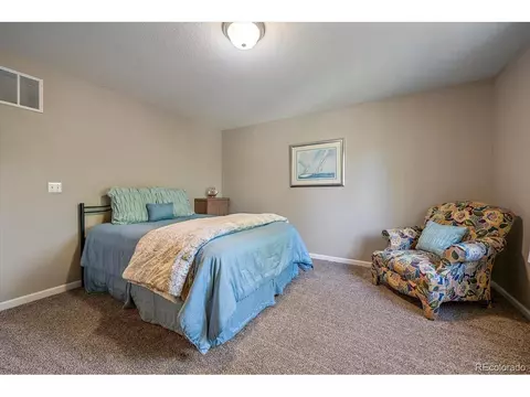 11203 Coal Mine St, Longmont, CO 80504 photo 22