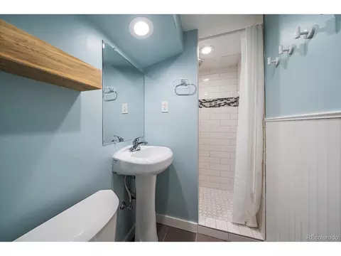 4625 E Bails Pl, Denver, CO 80222 photo 13