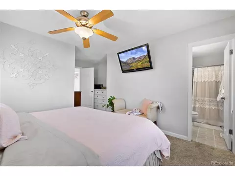 Undisclosed, Aurora, CO 80013 photo 16