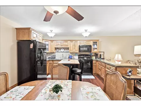 Kitchen - 9360 E Center Ave #3A, Denver, CO 80247 photo 2 of 10