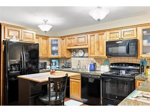 Kitchen - 9360 E Center Ave #3A, Denver, CO 80247 photo 4 of 10