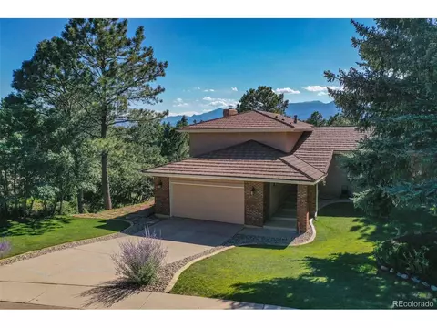 141 Dolomite Dr, Colorado Springs, CO 80919