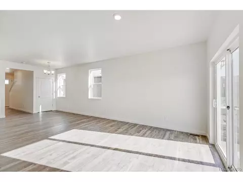 27674 E 1st Pl, Aurora, CO 80018 photo 4