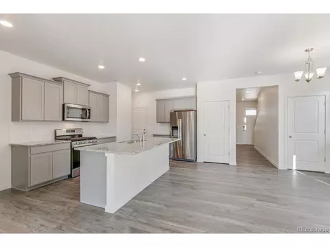 27674 E 1st Pl, Aurora, CO 80018 photo 7