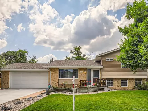 2137 S Nelson St, Lakewood, CO 80227