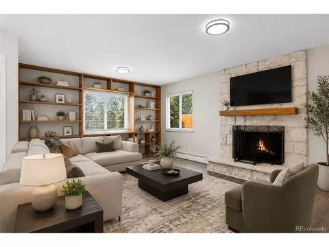 Living - 10939 E Harvard Dr, Aurora, CO 80014 photo 2 of 4