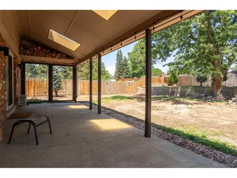 Exterior - 10939 E Harvard Dr, Aurora, CO 80014 photo 3 of 6