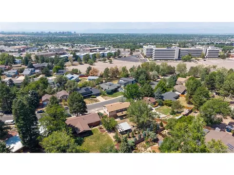 View/Area - 10939 E Harvard Dr, Aurora, CO 80014 photo 3 of 5