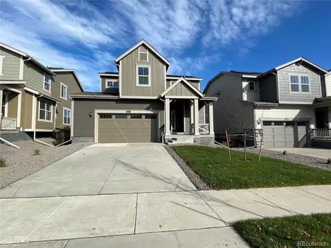 5571 Wisteria Ave, Longmont, CO 80504