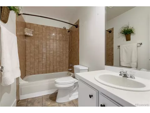 12246 E 2nd Dr, Aurora, CO 80011 photo 28