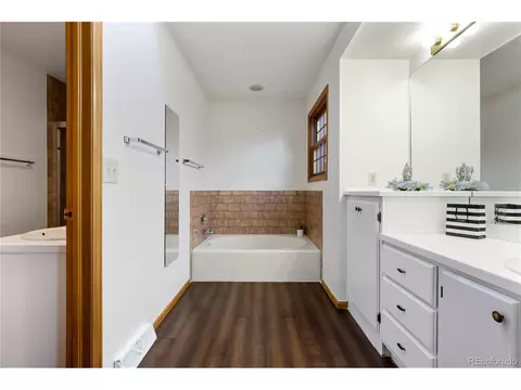 12246 E 2nd Dr, Aurora, CO 80011 photo 16
