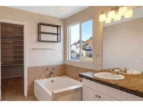 19963 E Progress Pl, Centennial, CO 80015 photo 15