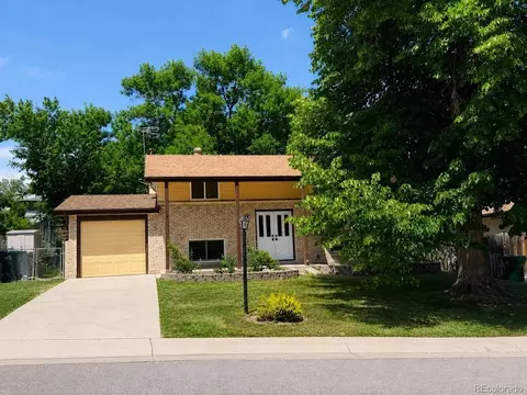 1841 S Saulsbury Ct, Lakewood, CO 80232