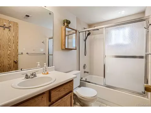 4978 Eagle St, Denver, CO 80239 photo 13