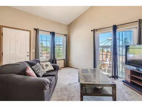 4978 Eagle St, Denver, CO 80239 photo 5